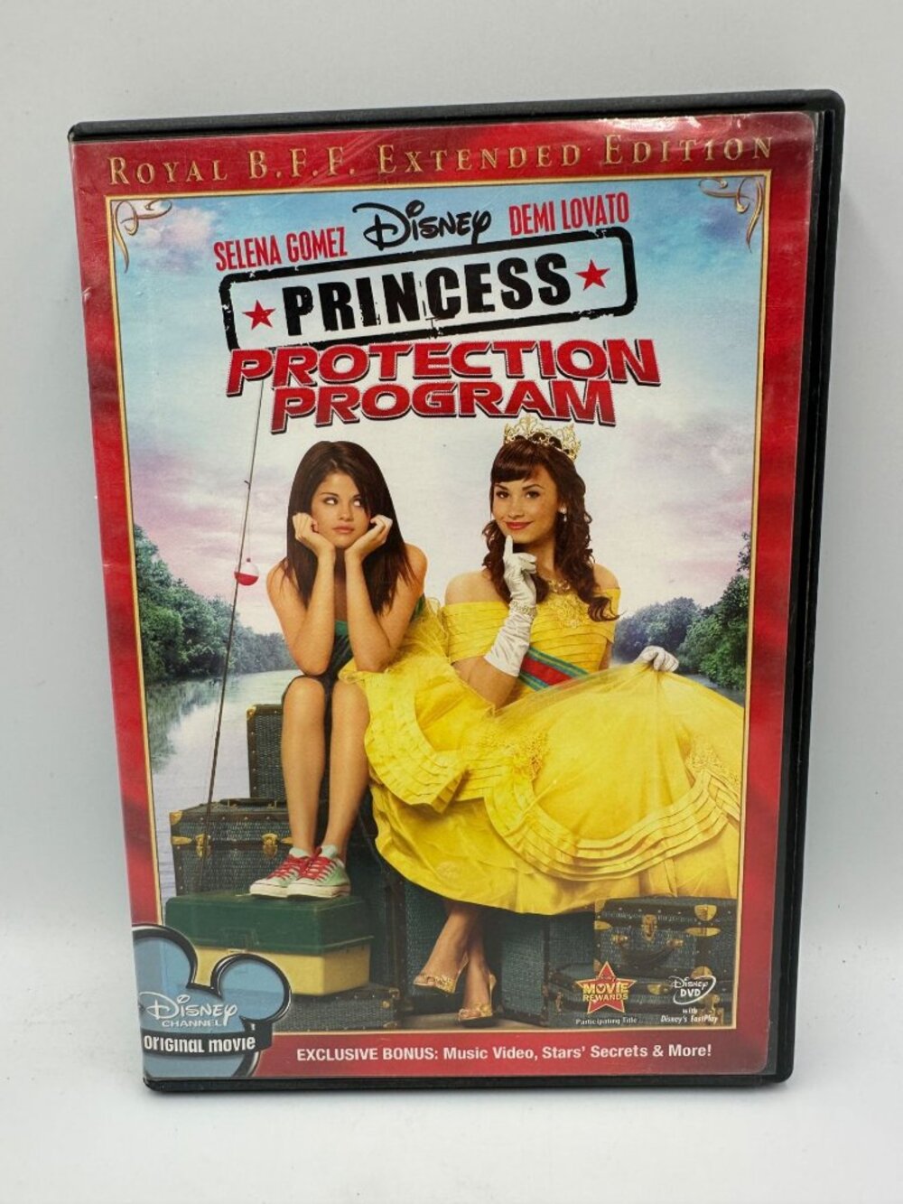 Disney Princess Protection Program Royal BFF 2009 DVD Selena Gomez Demi Lovato